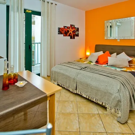 Hotel apartamentowy Art Deco Pape Hvar